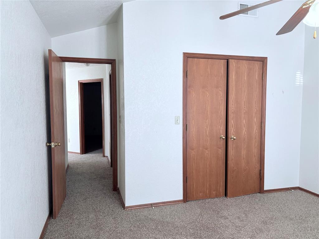 3200 Ridgecrest Court Property Photo 3