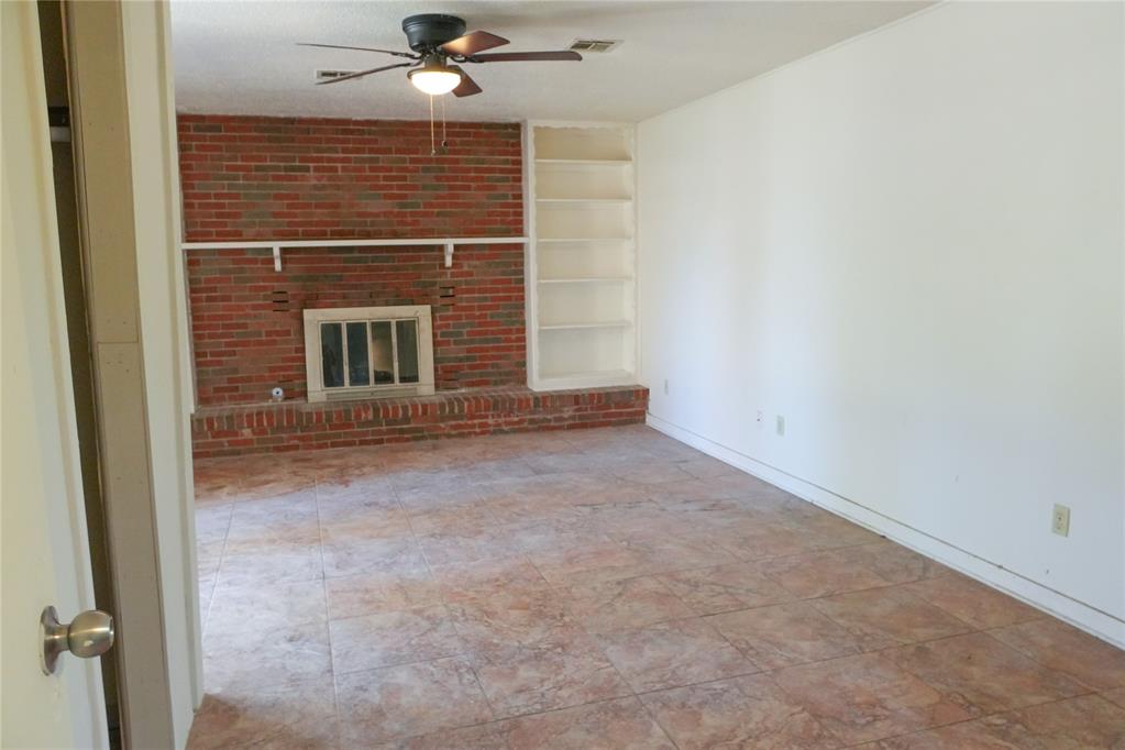 7228 Nw 17th Street Property Photo 6