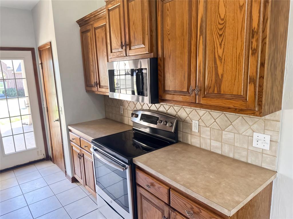 1919 E Kelsey Lane Property Photo 2