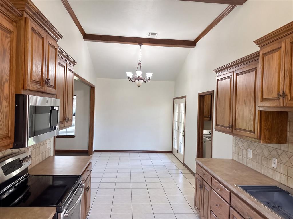 1919 E Kelsey Lane Property Photo 8