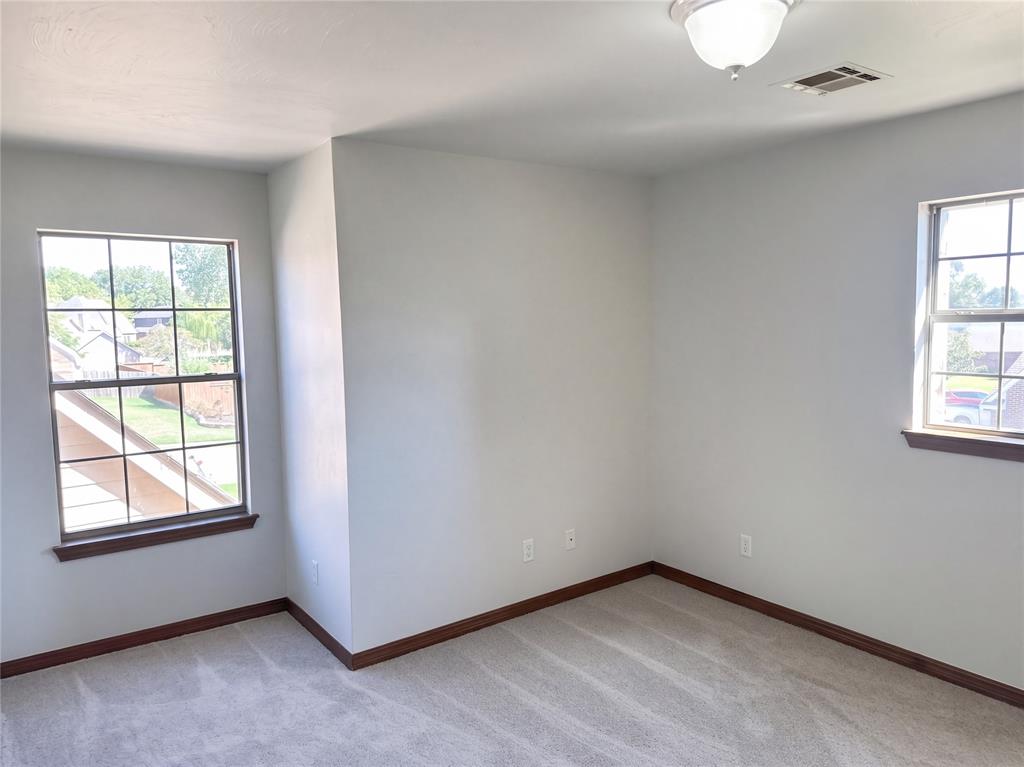 1919 E Kelsey Lane Property Photo 19