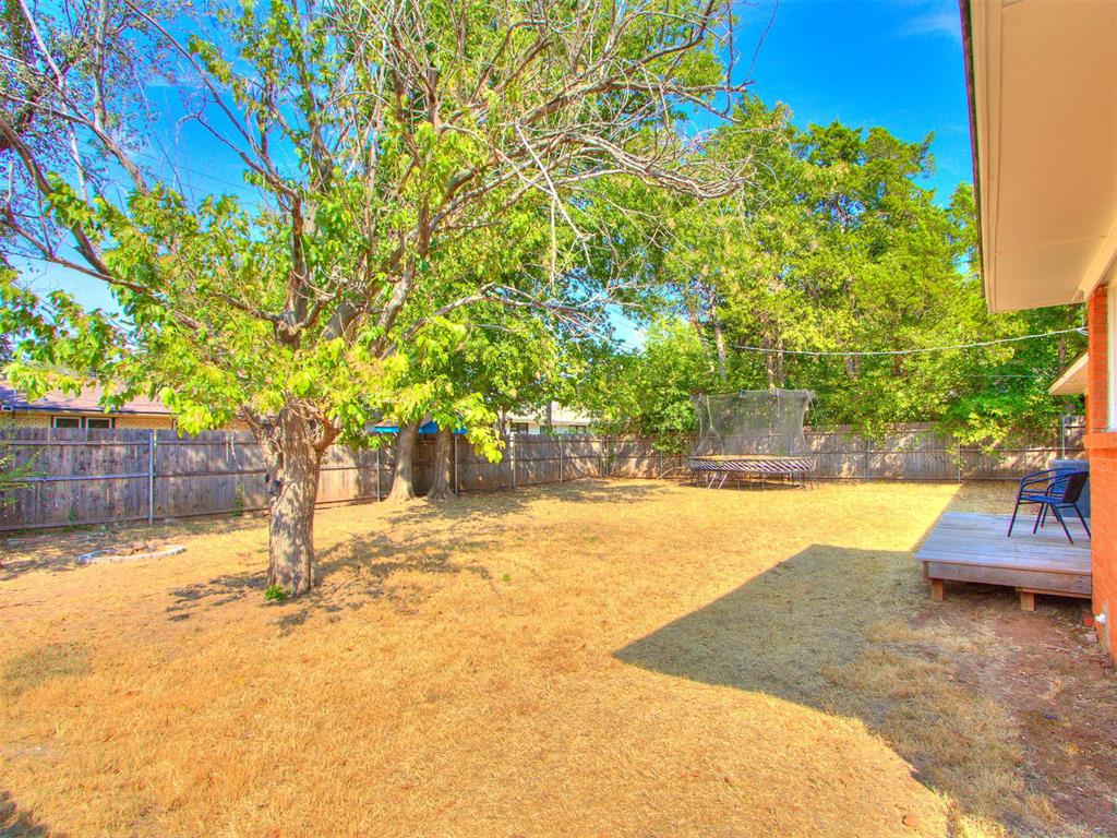 2231 W Britton Road Property Photo 4