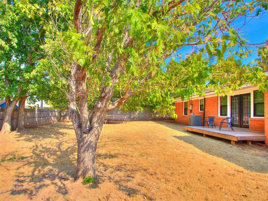 2231 W Britton Road Property Photo 10