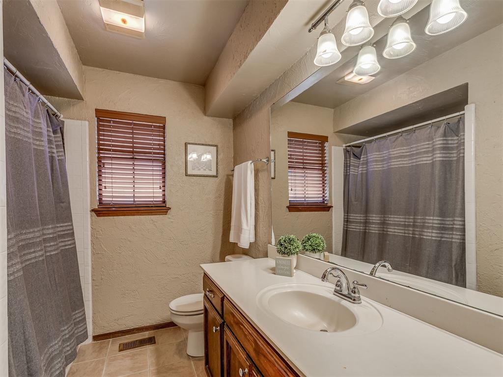 2608 Northwood Lane Property Photo 18
