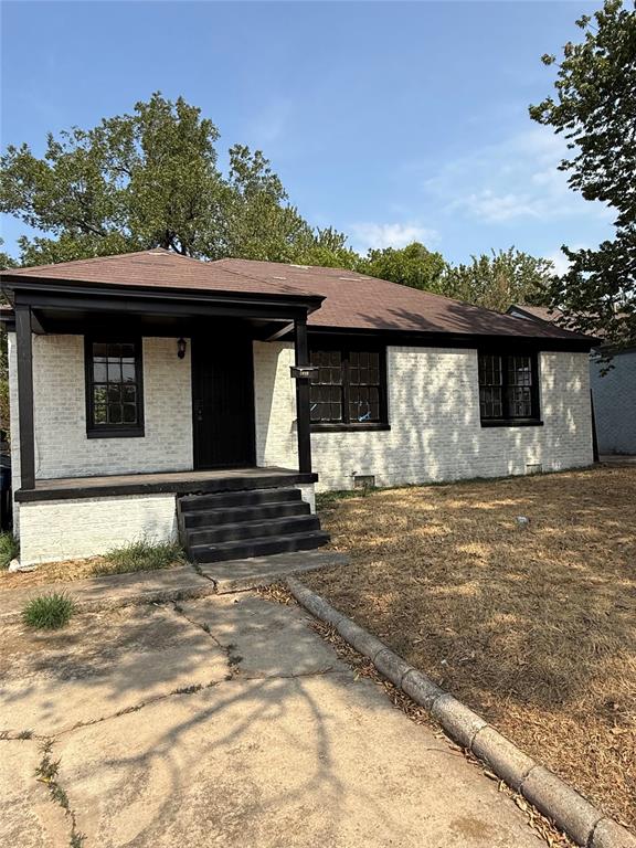 2049 Ne 17th Street Property Photo 1