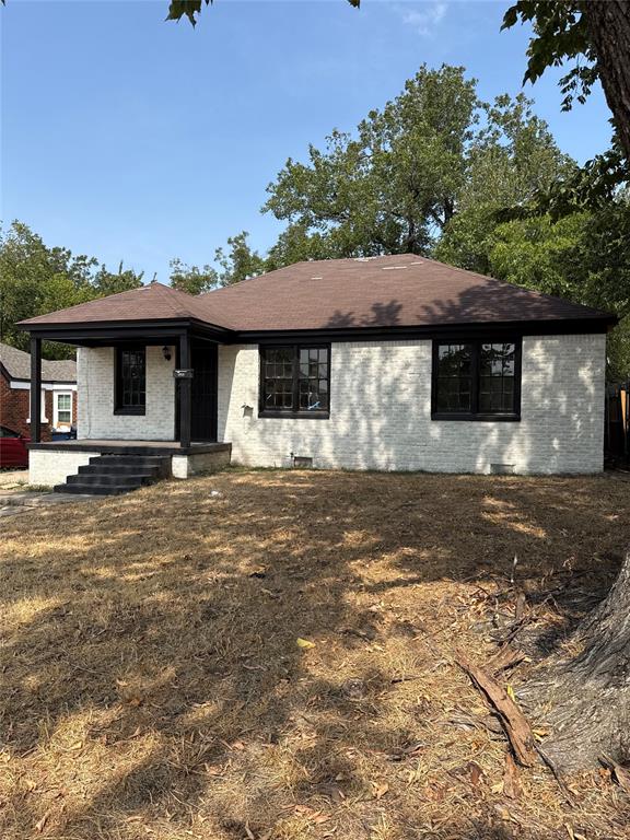 2049 Ne 17th Street Property Photo 3