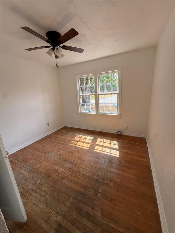2049 Ne 17th Street Property Photo 9
