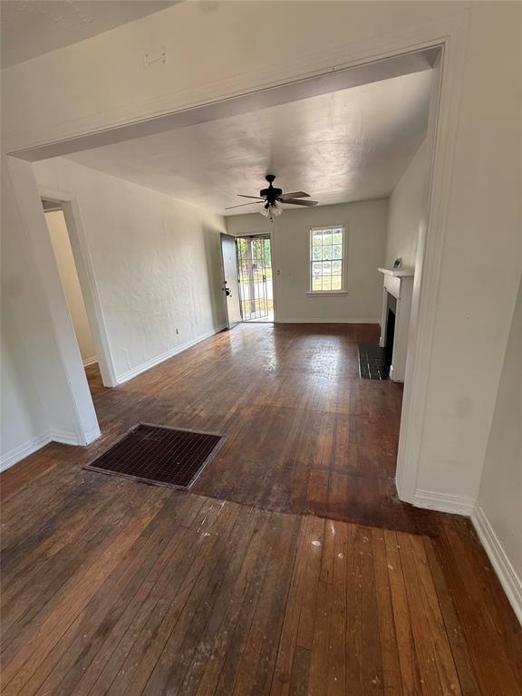 2049 Ne 17th Street Property Photo 12