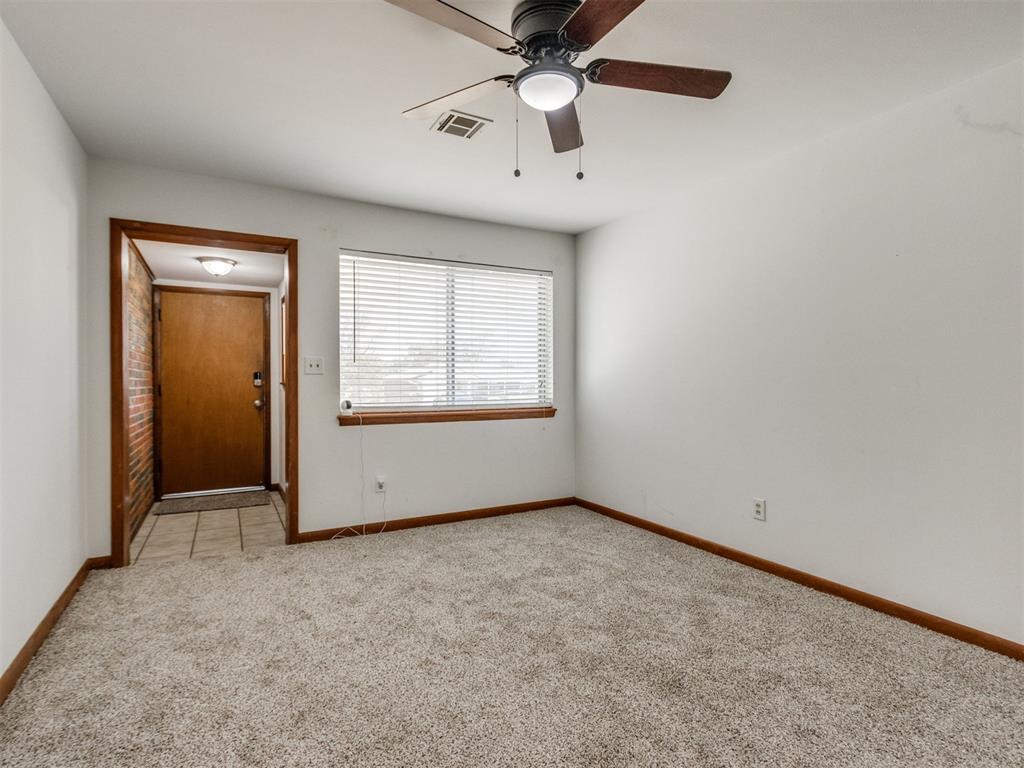 109 Rock Place Property Photo 6