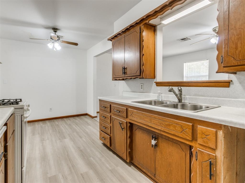 109 Rock Place Property Photo 7