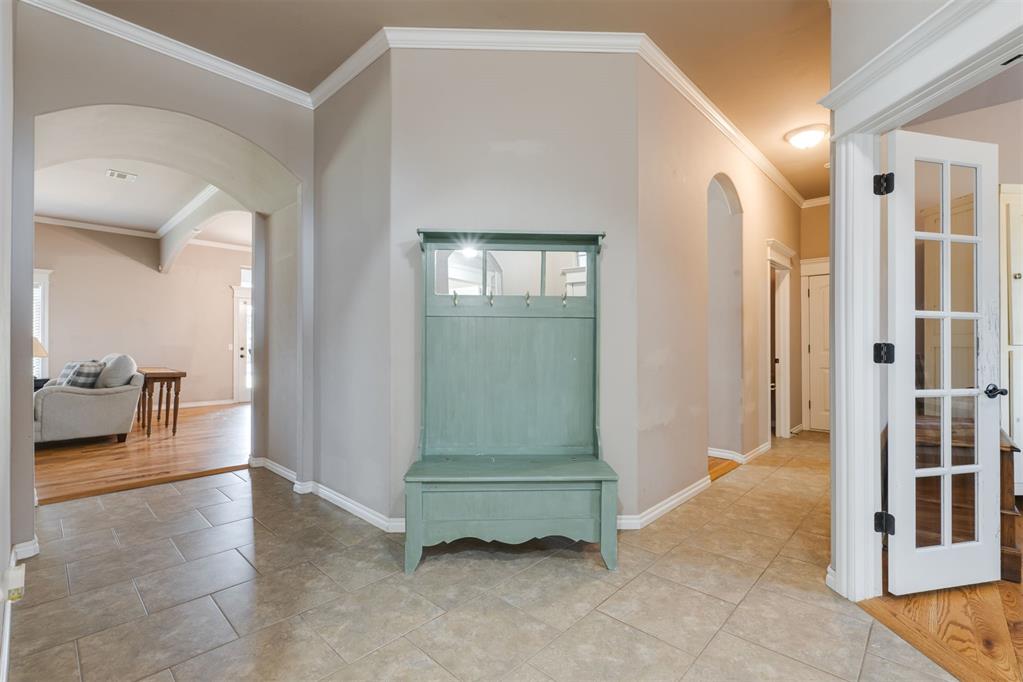 17109 Barcelona Drive Property Photo 8