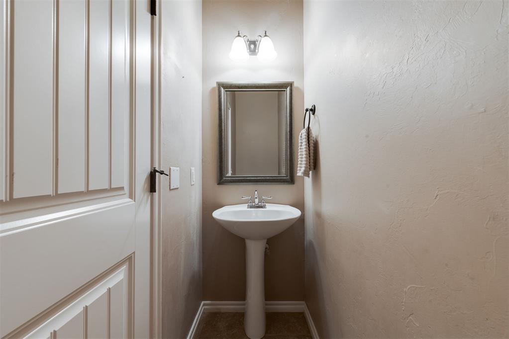 17109 Barcelona Drive Property Photo 44