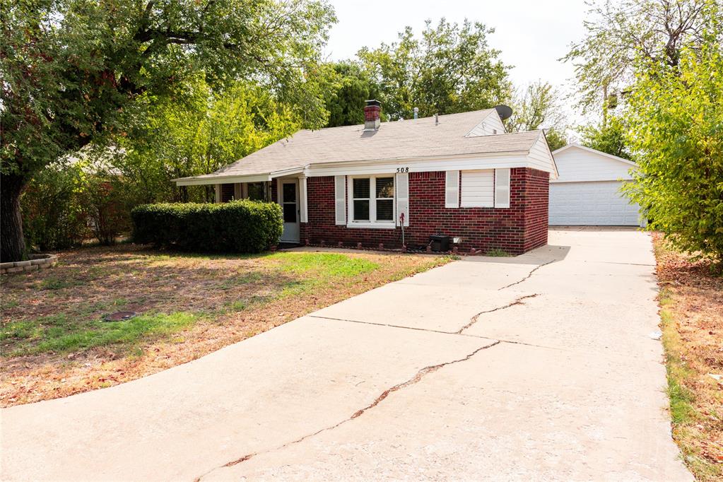508 E Indian Drive Property Photo 1