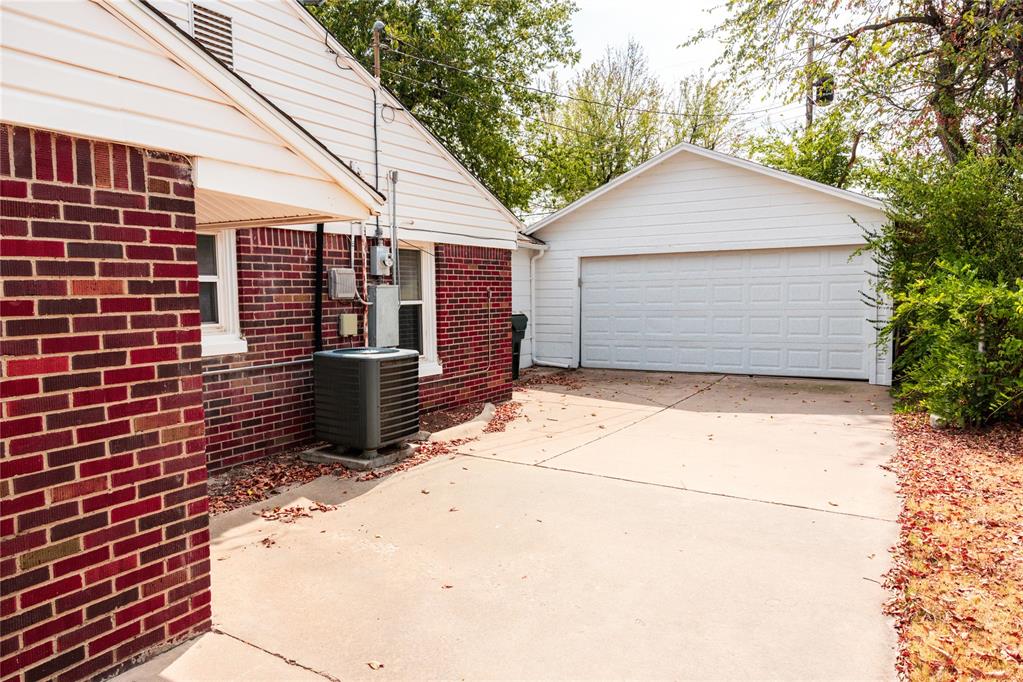 508 E Indian Drive Property Photo 3