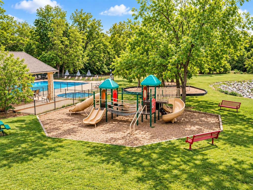 3641 Equestrian Court Property Photo 33