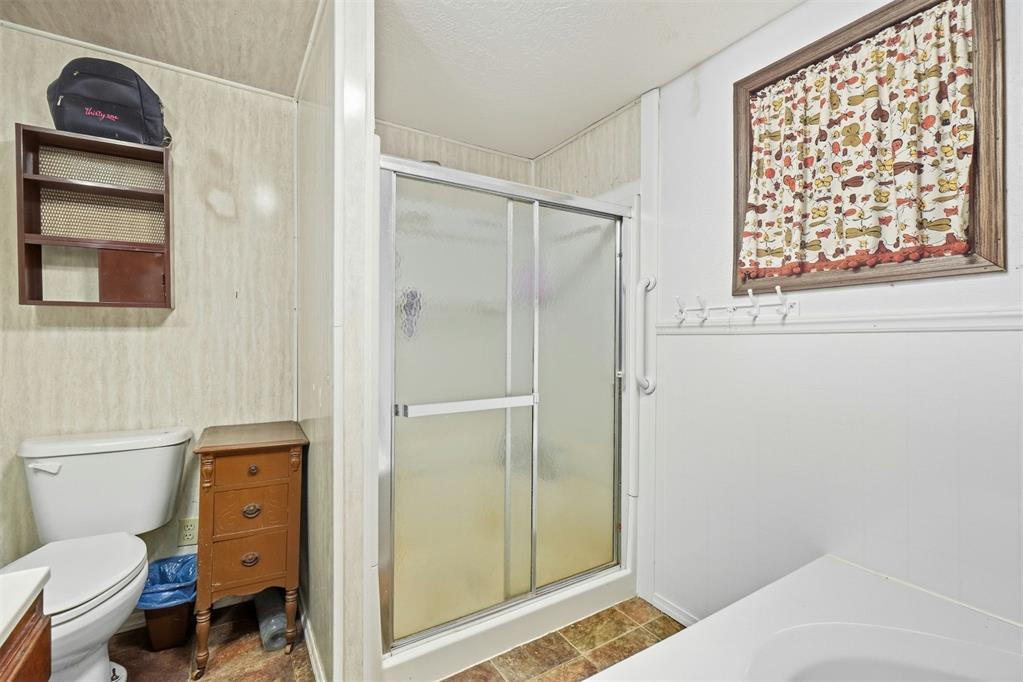 423 N Lowe Street Property Photo 20