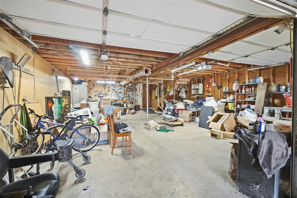 423 N Lowe Street Property Photo 45