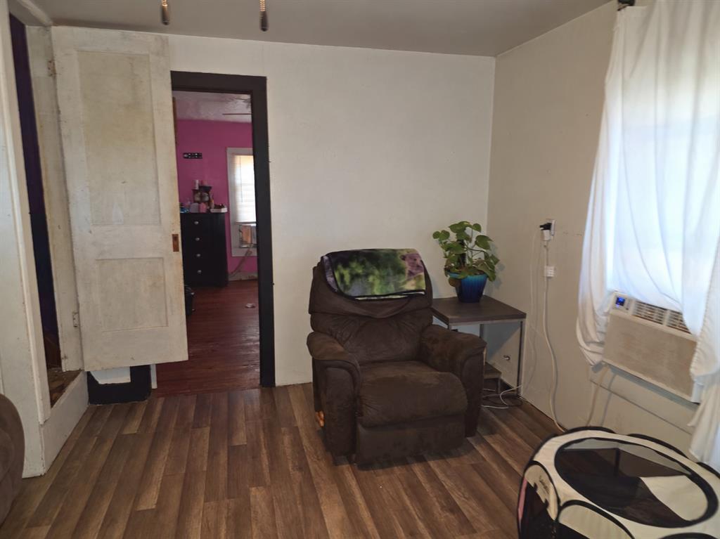 423 W Ponjo Avenue Property Photo 9