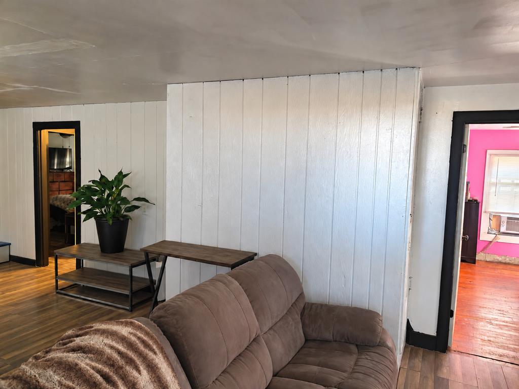 423 W Ponjo Avenue Property Photo 10