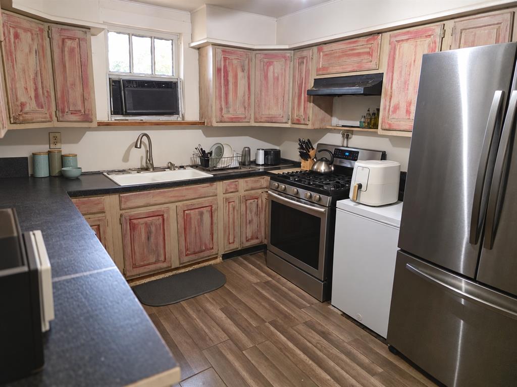 423 W Ponjo Avenue Property Photo 14