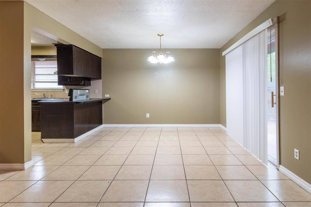 4701 Nw 63rd Street Property Photo 5