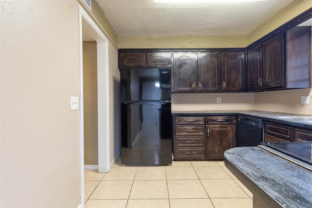 4701 Nw 63rd Street Property Photo 8
