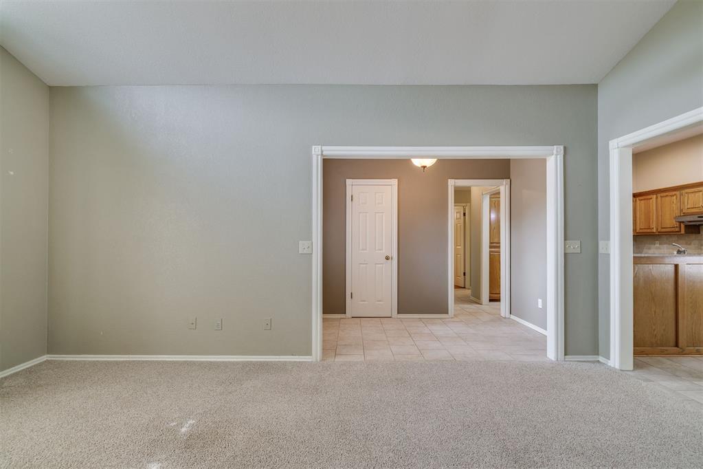 10013 Forest Lane Property Photo 23