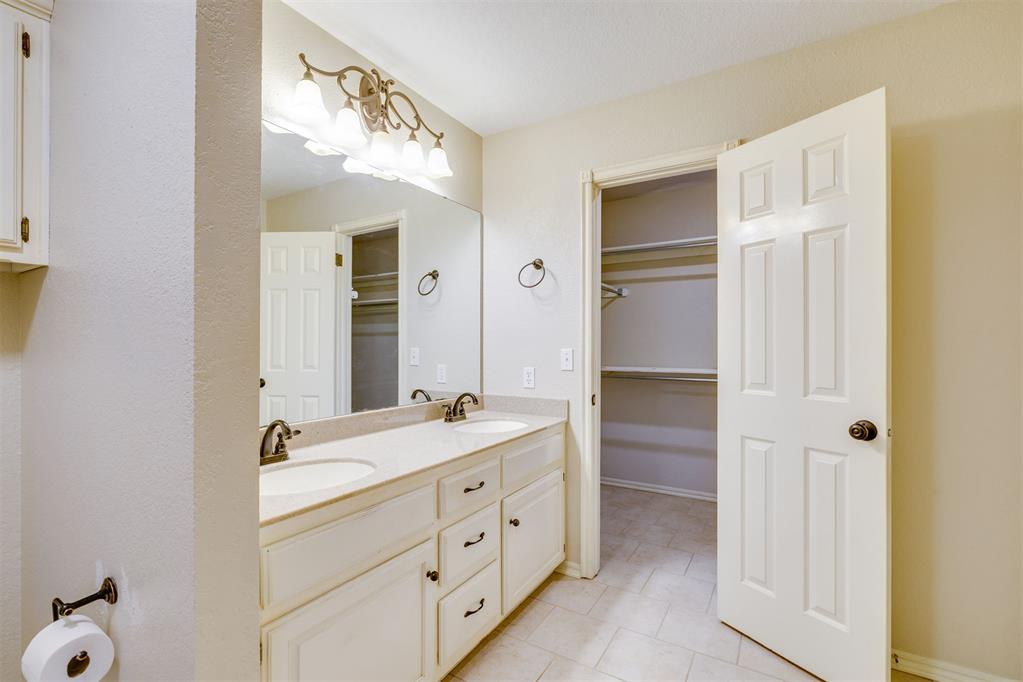 10013 Forest Lane Property Photo 28