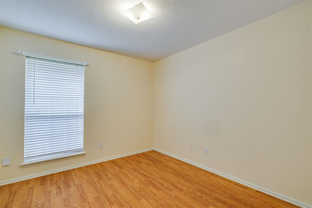 10013 Forest Lane Property Photo 34