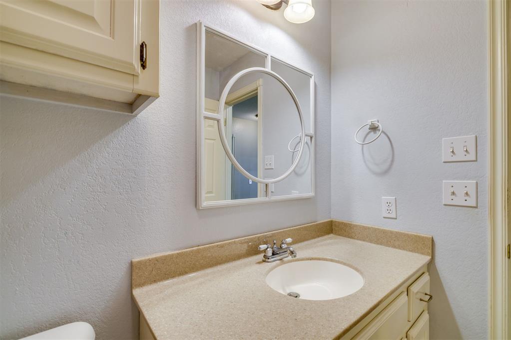 10013 Forest Lane Property Photo 40
