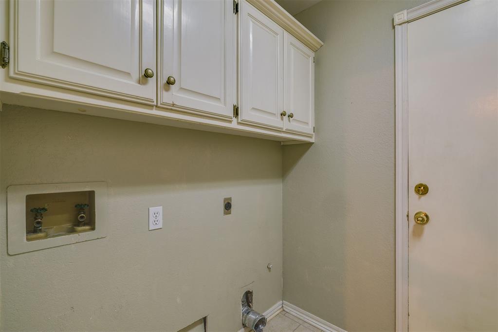 10013 Forest Lane Property Photo 41