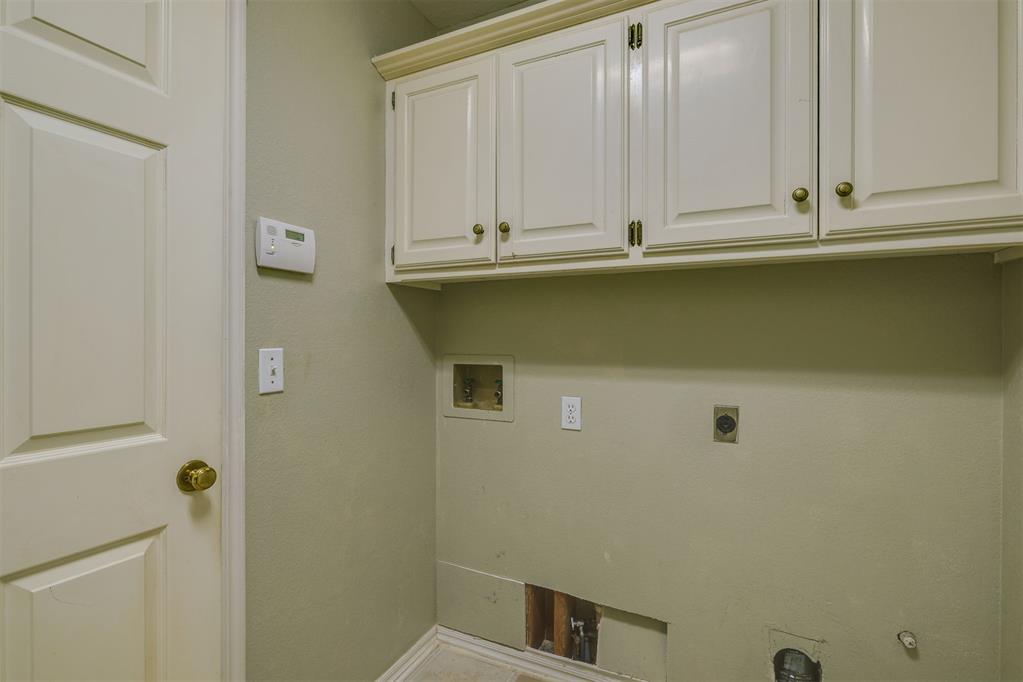 10013 Forest Lane Property Photo 43