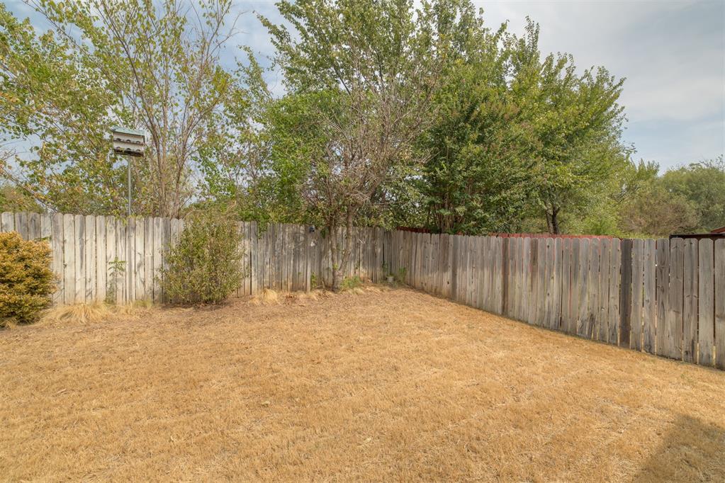 10013 Forest Lane Property Photo 46