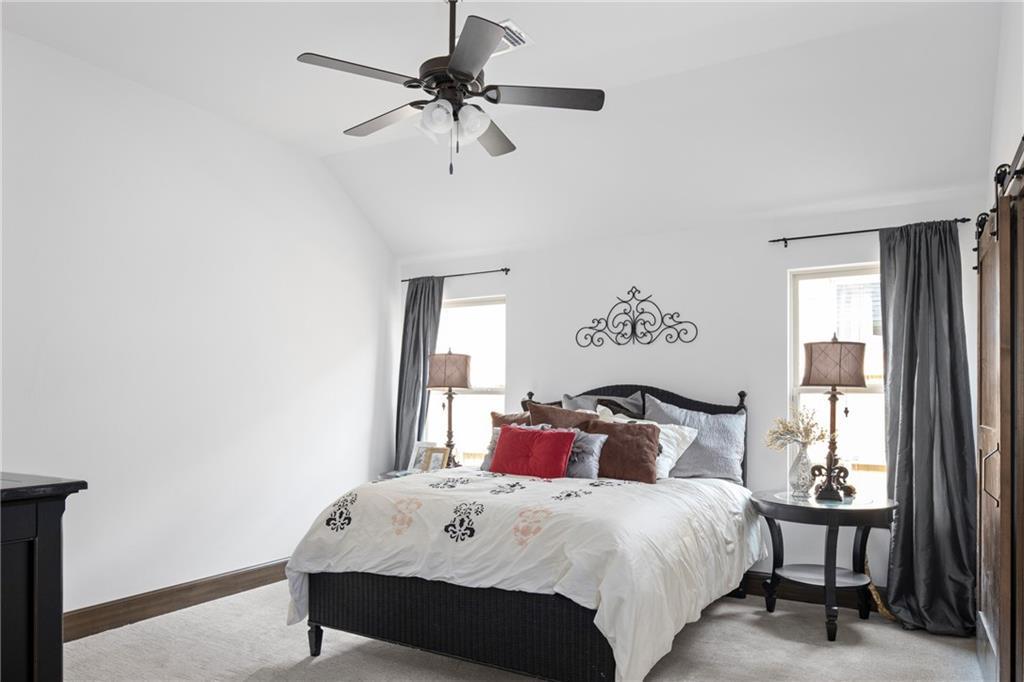 16304 Sw Native Street Property Photo 12