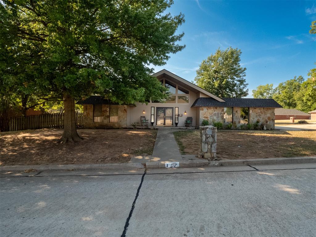 1 Lancet Court Property Photo 1