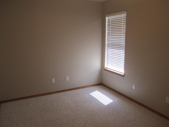 2508 Nw 162nd Terrace Property Photo 3
