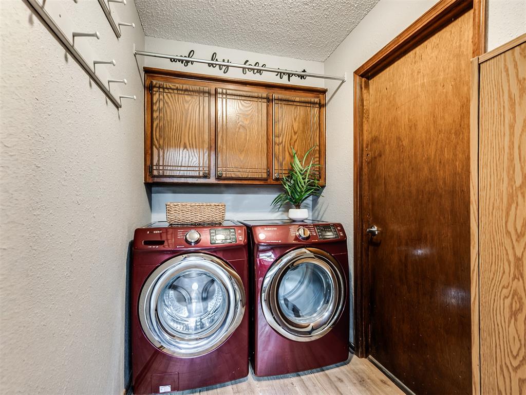 10125 Denise Road Property Photo 23