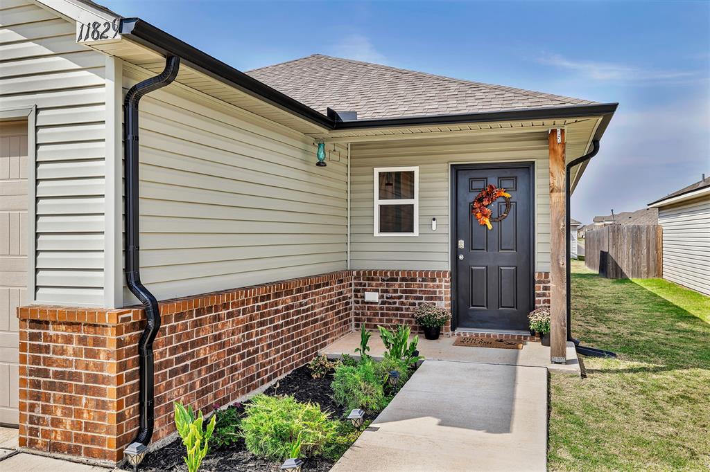 11829 Kameron Way Property Photo 2