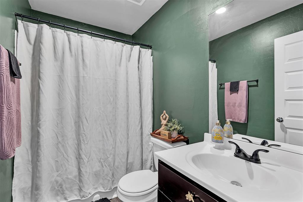 11829 Kameron Way Property Photo 13