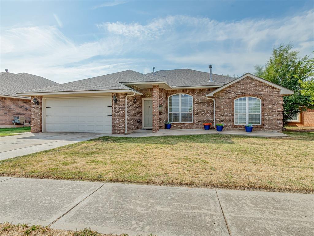 2200 Scissortail Landing Drive Property Photo 1