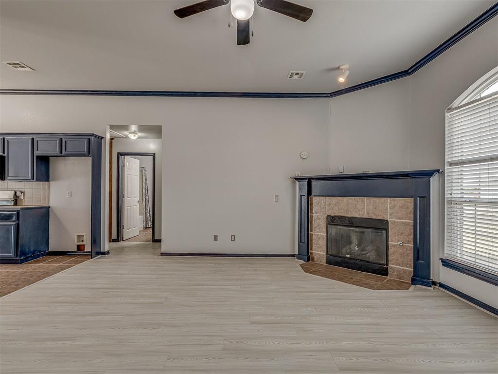 2200 Scissortail Landing Drive Property Photo 6
