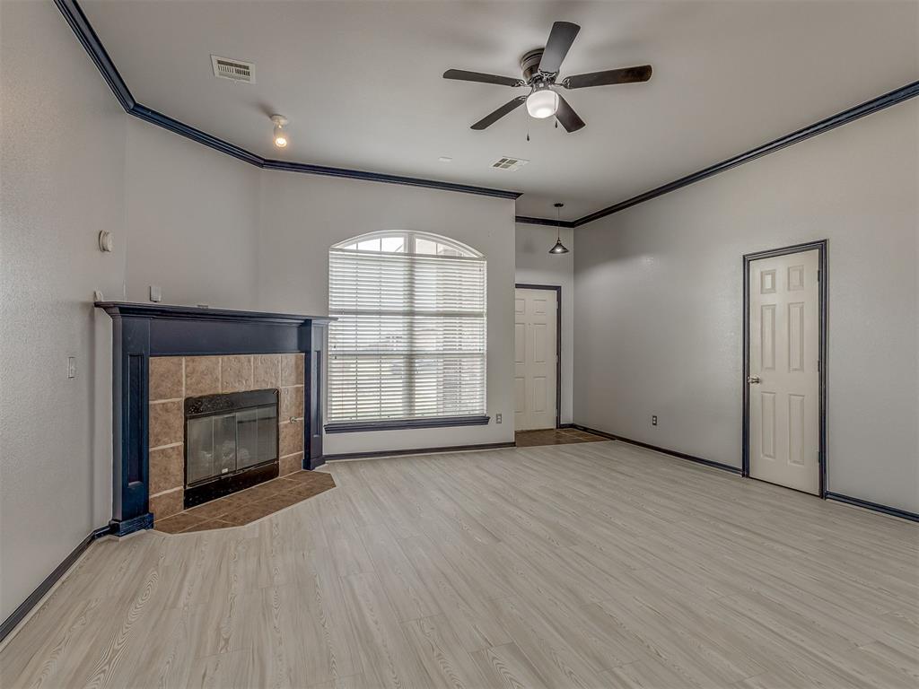 2200 Scissortail Landing Drive Property Photo 7