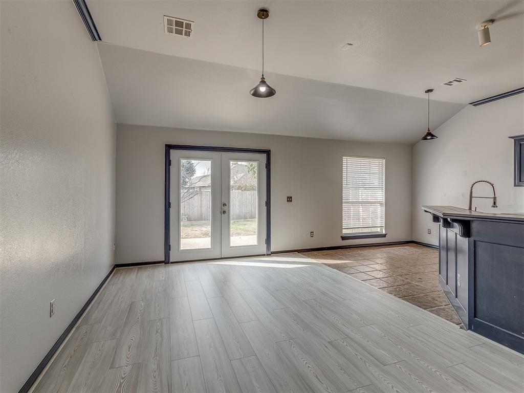 2200 Scissortail Landing Drive Property Photo 16