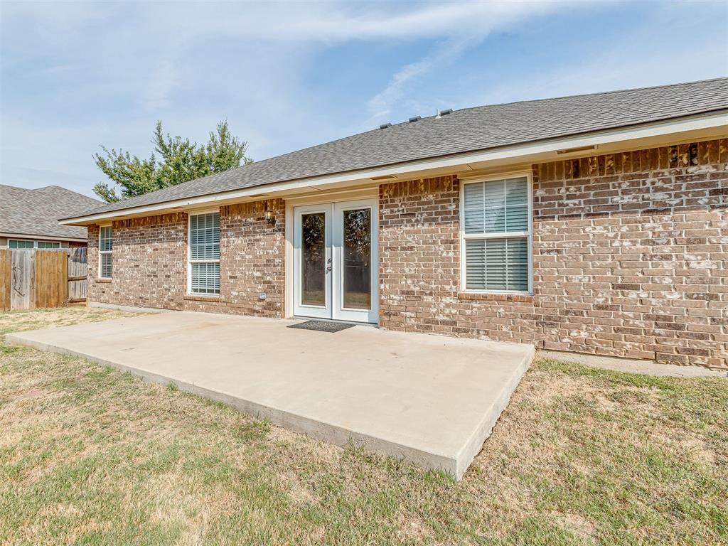 2200 Scissortail Landing Drive Property Photo 32