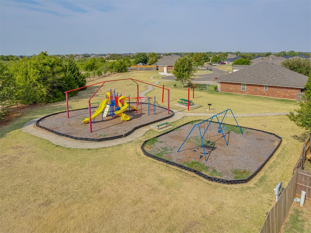 2200 Scissortail Landing Drive Property Photo 40