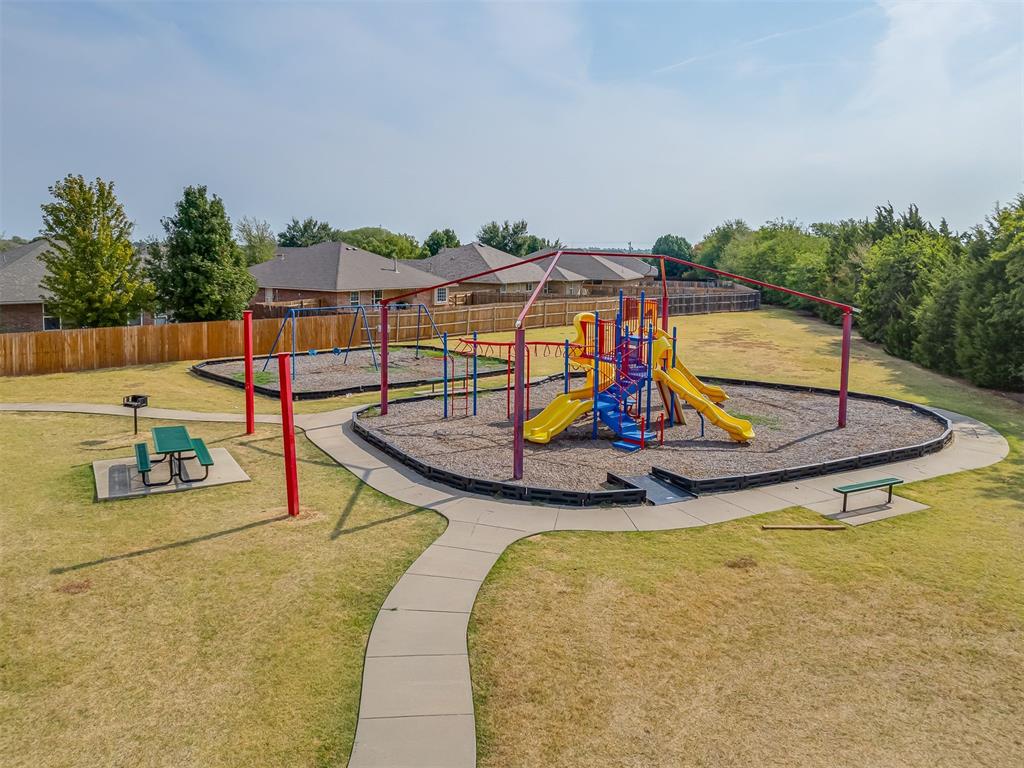 2200 Scissortail Landing Drive Property Photo 41