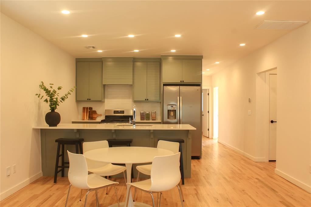 828 Nw 45th Street Property Photo 10