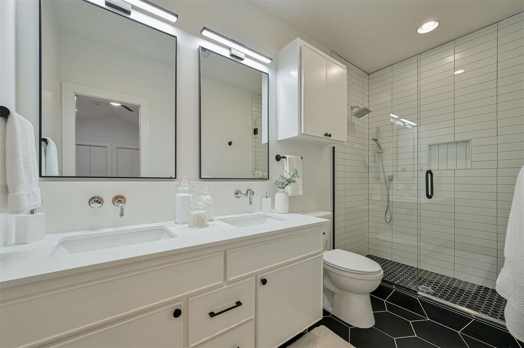 828 Nw 45th Street Property Photo 22