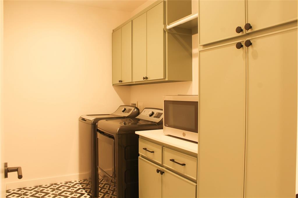 828 Nw 45th Street Property Photo 35