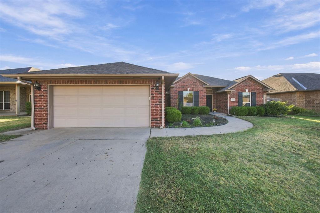 7316 Winding Meadow Lane Property Photo 1
